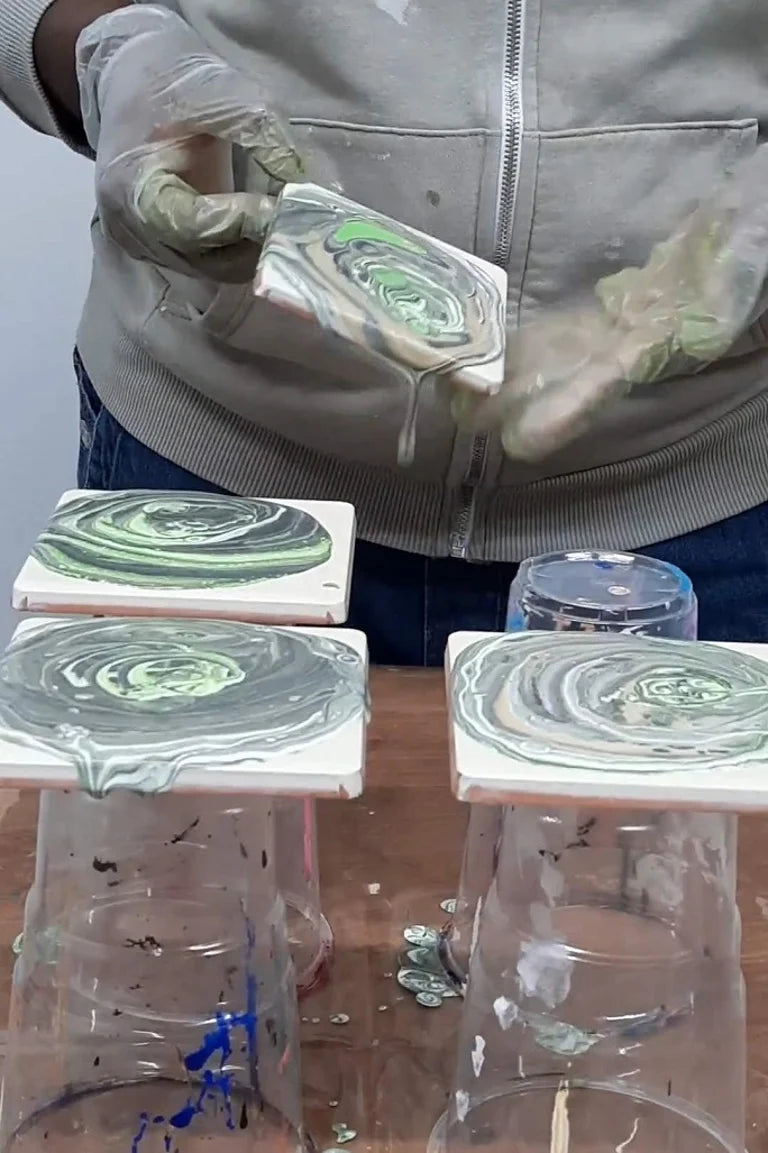 Workshop - Acrylic Pouring Coaster