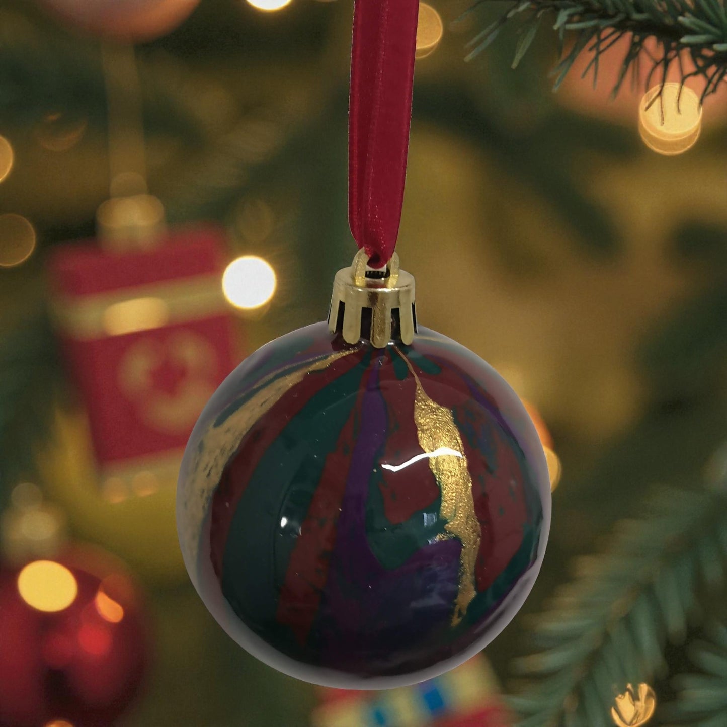 Acrylic Poured Baubles - Medium