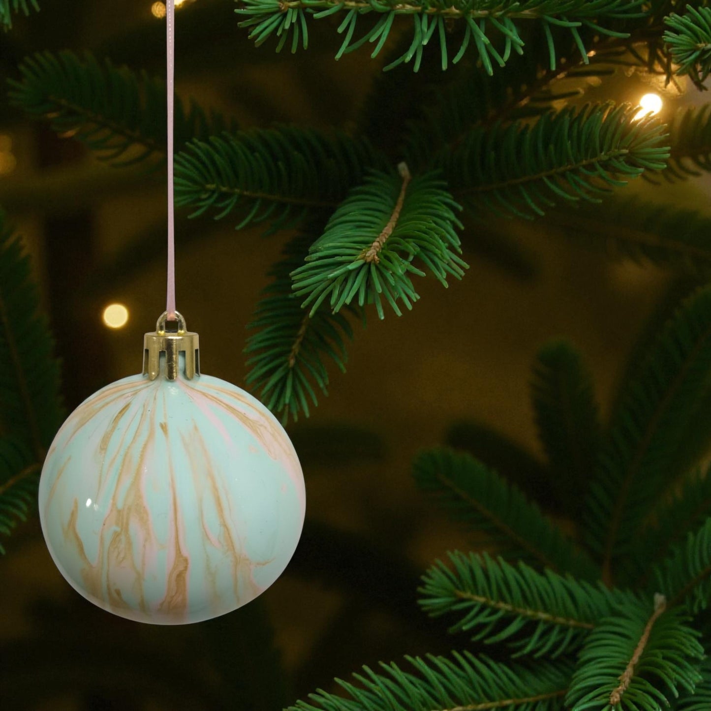 Acrylic Poured Baubles - Medium